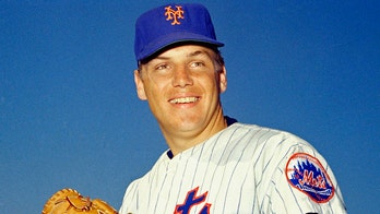Tom Seaver's death rocks baseball world: 'No one will ever surpass him that wears the orange & blue'