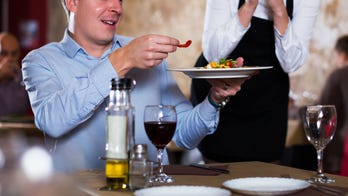 Restaurant customer tries scamming free food with disgusting scheme, surveillance video appears to show