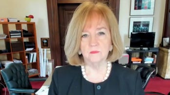 Democratic St. Louis mayor condemns rioters, calls for more police funding after officer killed