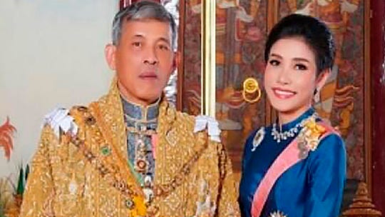 Thai king restores concubine’s royal consort title after accusing her of undermining queen