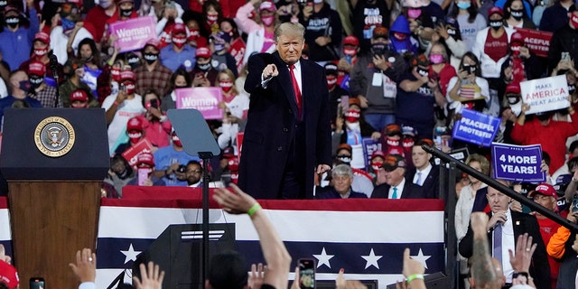 President Donald Trump wraps up his speech at a campaign rally at Fayetteville Regional Airport, Saturday, Sept. 19, 2020, in Fayetteville, N.C. (AP Photo/Chris Carlson)