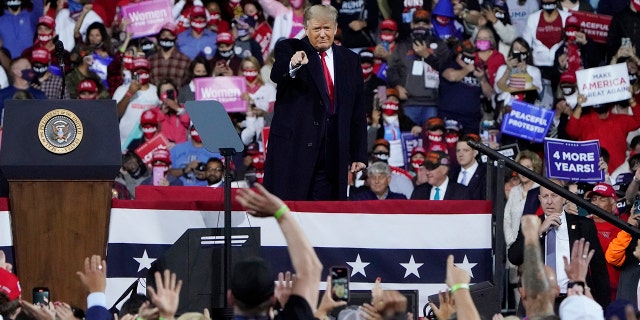 President Donald Trump wraps up his speech at a campaign rally at Fayetteville Regional Airport, Saturday, Sept. 19, 2020, in Fayetteville, N.C. (AP Photo/Chris Carlson)