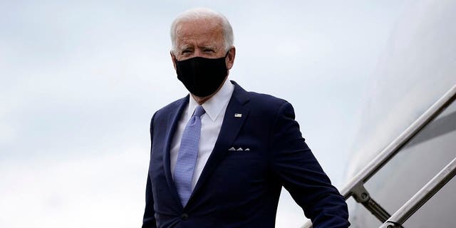 Democratic presidential candidate former Vice President Joe Biden arrives at the Allegheny County Airport in West Mifflin, Pa., en route to speak at a campaign event in Pittsburgh on Monday, Aug. 31, 2020. (AP Photo/Carolyn Kaster)