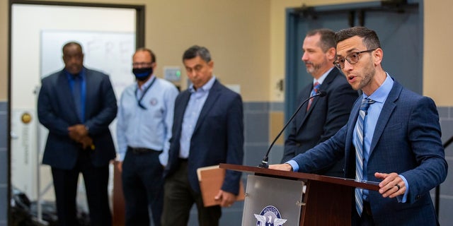 Houston Police Officers' Union president Joe Gamaldi talks to the press ahead of the release of a body cam video of the deadly Nicolas Chavez shooting. (Marie D. De Jesús/Houston Chronicle via AP)