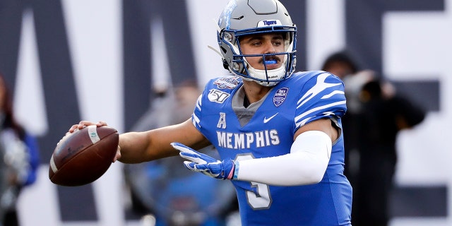 Brady White leads the charge for the Memphis Tigers. (AP Photo/Mark Humphrey, File)