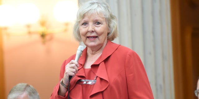 대표. Diane Grendell of Ohio has led a push to reopen schools and businesses in full.