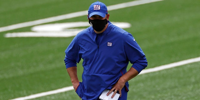 New York Giants head coach Joe Judge looks on during a practice at the NFL football team's training camp in East Rutherford, N.J., Wednesday, Aug. 26, 2020. (AP Photo/Adam Hunger)