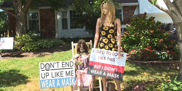 Kansas Man S Halloween Decorations Warn Of Impending Doom For Those Not Wearing Masks Fox News
