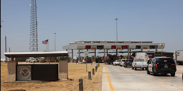 #USBP Laredo North agents locate a missing female juvenile concealed inside a tractor-truck at the I-35 checkpoint. #BorderSecurity