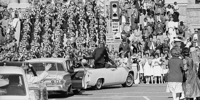 Kennedy and Connally used the white Lincoln in Fort Worth.