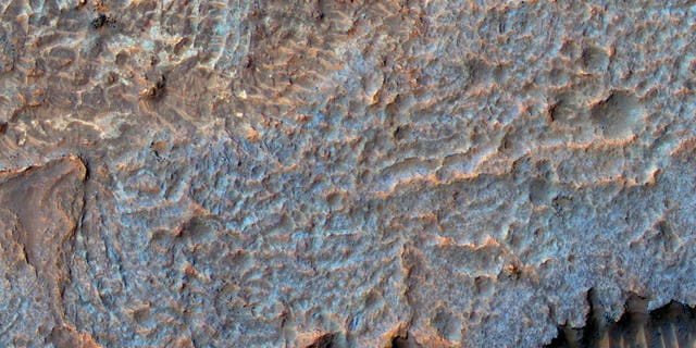 (NASA/JPL/UArizona)