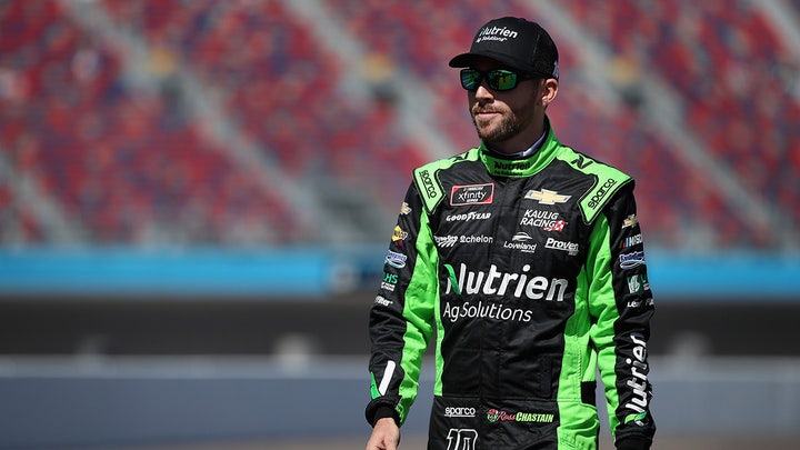 What is the NASCAR 'choose rule'?