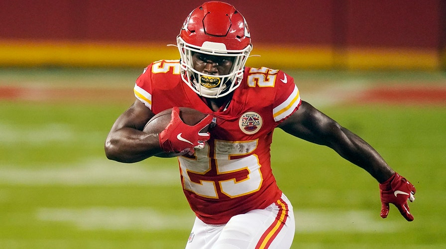 Chiefs' Clyde Edwards-Helaire has historic debut in victory | Fox News