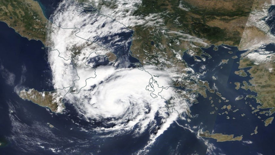 Strong 'Medicane' takes aim at Greece, alerts issued for cyclone-like storm