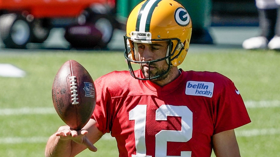 Aaron Rodgers Needs Another Super Bowl Ring To Cement Legacy Former Nfl Greats Say Fox News