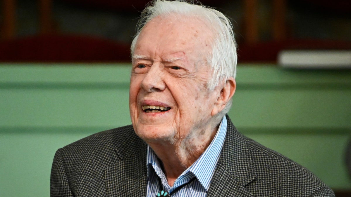 Garth Brooks and Jimmy Carter are friends through their involvement with Habitat for Humanity.