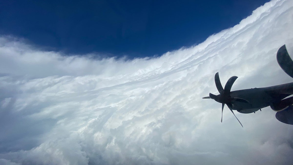 Hurricane Hunters fly inside eye of Hurricane Epsilon - The