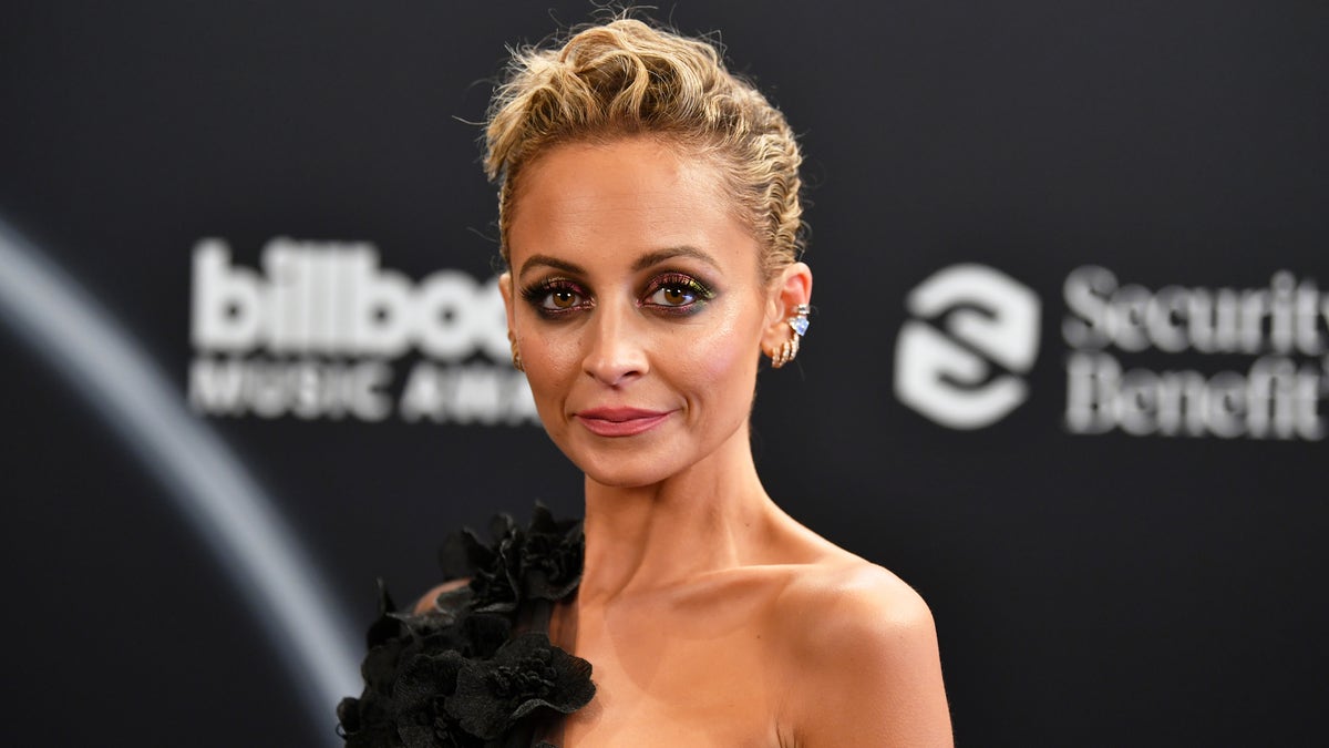 Nicole Richie was on hand to present at the 2020 Billboard Music Awards. (Photo by Amy Sussman/BBMA2020/Getty Images for dcp)
