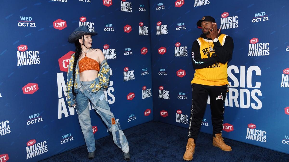 Noah Cyrus and Jimmie Allen performed 'This Is Us.' (Getty Images)