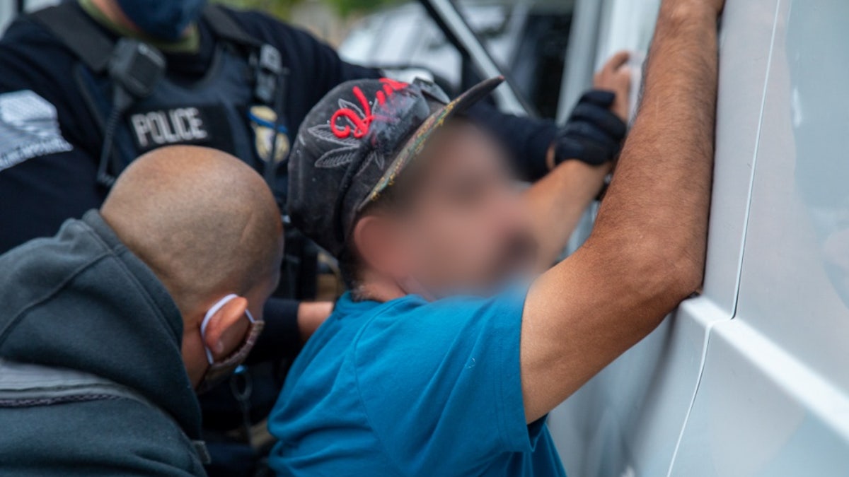 ICE Arrests 128 Illegal Immigrants In Calif 96 Percent Had Criminal ICE2