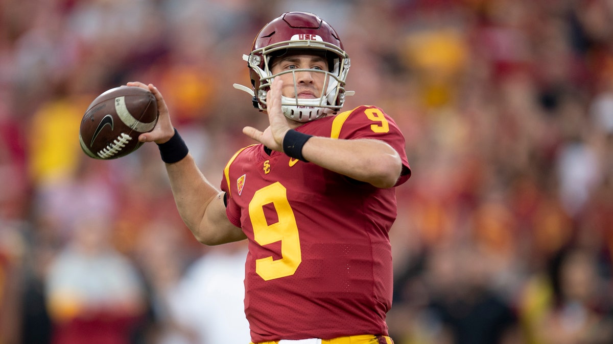 In this Nov. 2, 2019 file photo, Southern California quarterback Kedon Slovis throws a pass during the first half of an NCAA college football game against Oregon in Los Angeles. (AP Photo/Kyusung Gong, File)