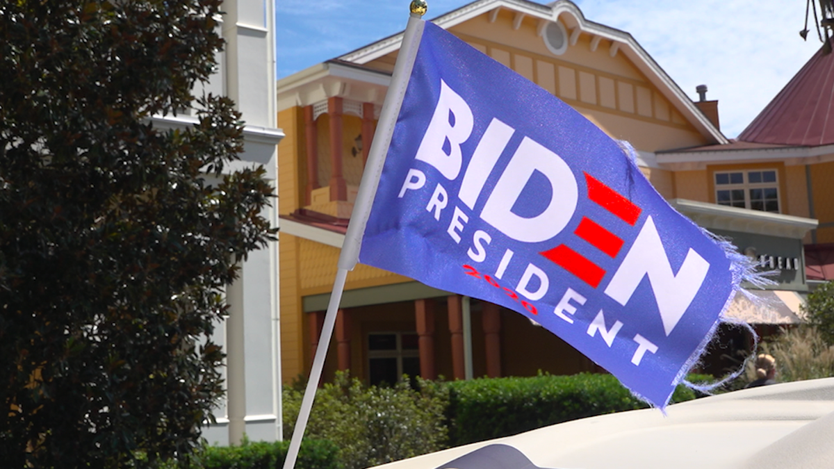 A small flag flying in support of former Vice President Joe Biden sitting atop a golf cart in The Villages (Robert Sherman, Fox News).