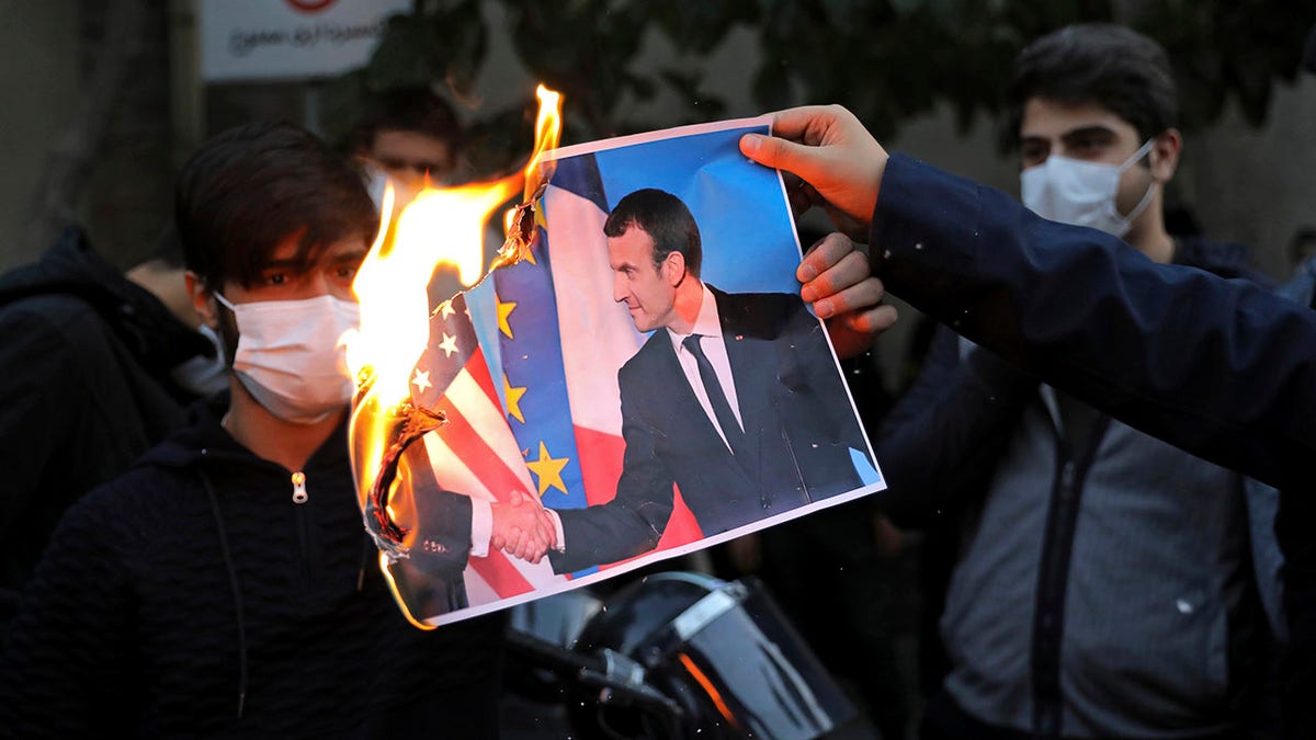 Iran French Protest