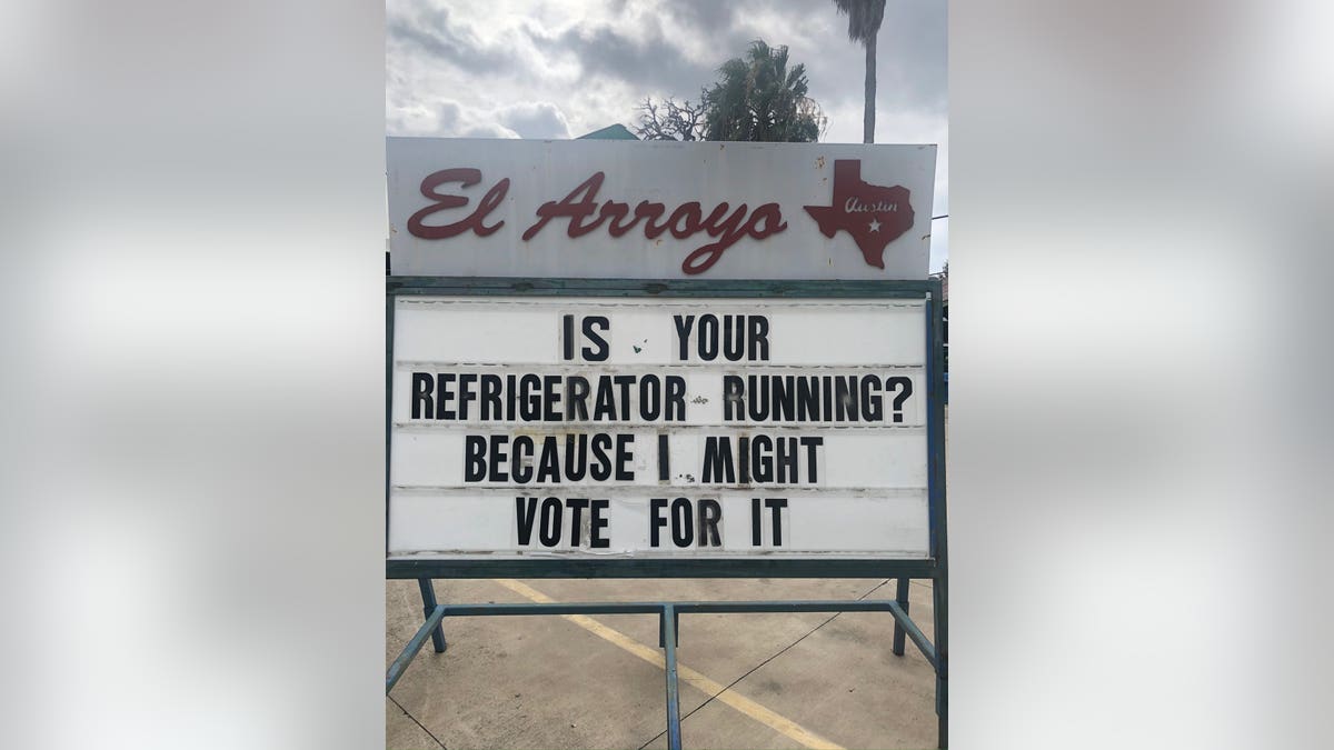 With the 2020 presidential election ahead, El Arroyo has even poked fun at politics.