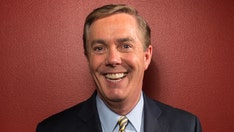 Debate moderator Steve Scully raises eyebrows with tweet asking Scaramucci 'should I respond to Trump'