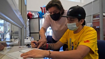 Judge denies motion to extend Florida's voter registration