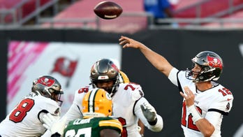 Tom Brady plays against son of former college teammate in Bucs-Packers game