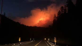 Colorado wildfires rage as blaze incinerates dozens of mountain homes, ranks among state's costliest fires