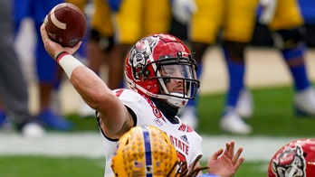 NC State's Devin Leary throws game-winning TD pass to Emeka Emezie to upset No. 24 Pittsburgh