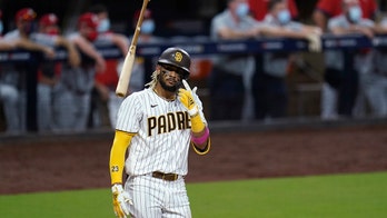 Tatis, Myers homer twice, Padres stay alive with 11-9 win