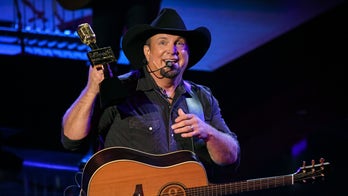 Garth Brooks performing at Biden's inauguration, jokes he'll be 'only Republican' there