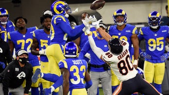 Rams dominate matchup of tough defenses, beat Bears 24-10