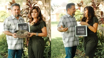 Texas couple's empty-nest photo shoot charms Facebook: 'Expecting zero kids'
