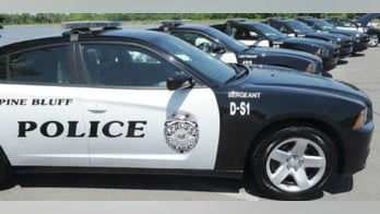 Arkansas police officer dead, another injured in motel shooting