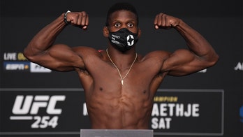 Phil Hawes has 18-second knockout in UFC debut