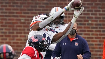 Nix finds Williams for game winner as Auburn tops Ole Miss