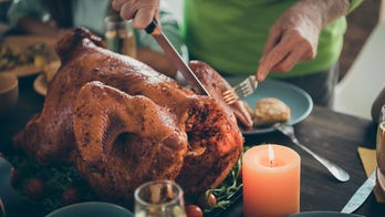 Most Americans won’t visit relatives during 2020 holiday season, survey says