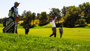 Schauffele goes on birdie run and leads at Shadow Creek