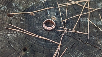 Man finds fellow hunter's wedding ring lost in the woods, 8 years later