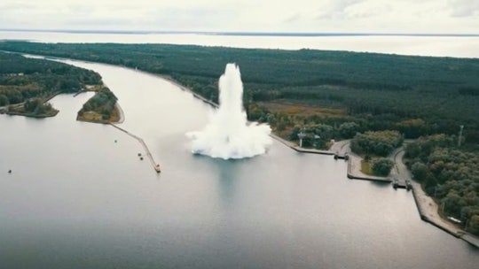 Biggest WWII bomb found in Poland explodes while divers try to defuse it