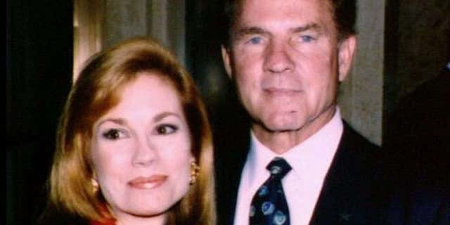 Kathie Lee and Frank Gifford are shown in 1992.