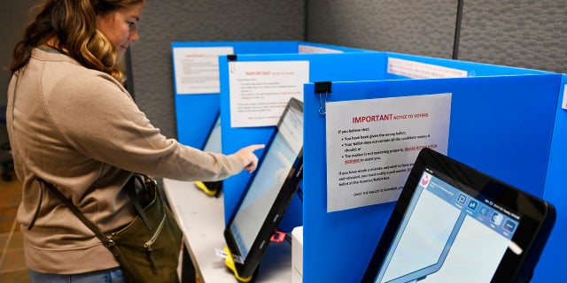 Alexi McCammond and Nicole Wallce discuss voter turnout in Georgia. (AP Photo/Mike Stewart, File)