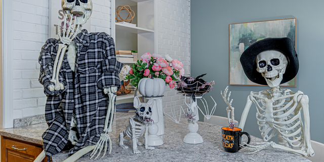To haunt a home, the real estate agent and her team will spend hours decorating.