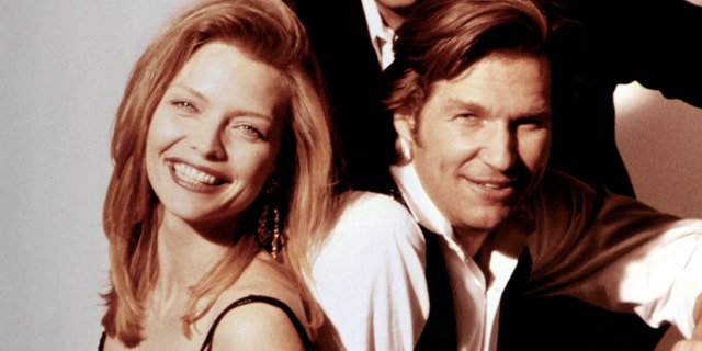 Michelle Pfeiffer (left) and Jeff Bridges (right) on the set of 'The Fabulous Baker Boys.' (Photo by Sunset Boulevard/Corbis via Getty Images)