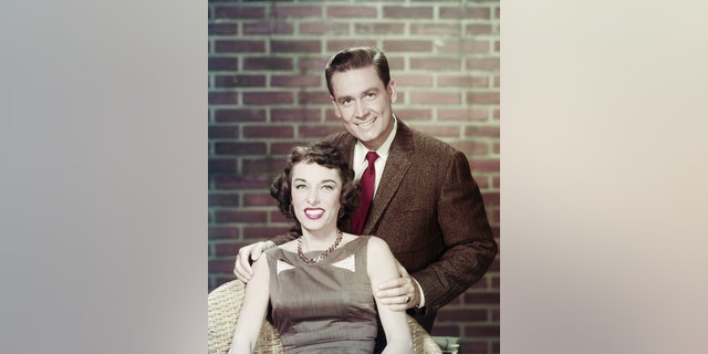 Bob Barker com sua Dorothy Jo Barker.