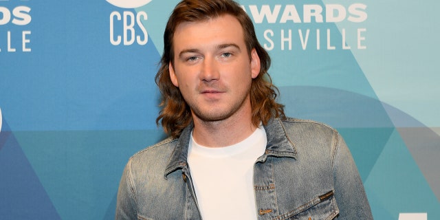 Morgan Wallen was set to perform on 'Saturday Night Live' before he was spotted at a crowded party during the coronavirus pandemic, and was pulled from the show. (Getty Images)